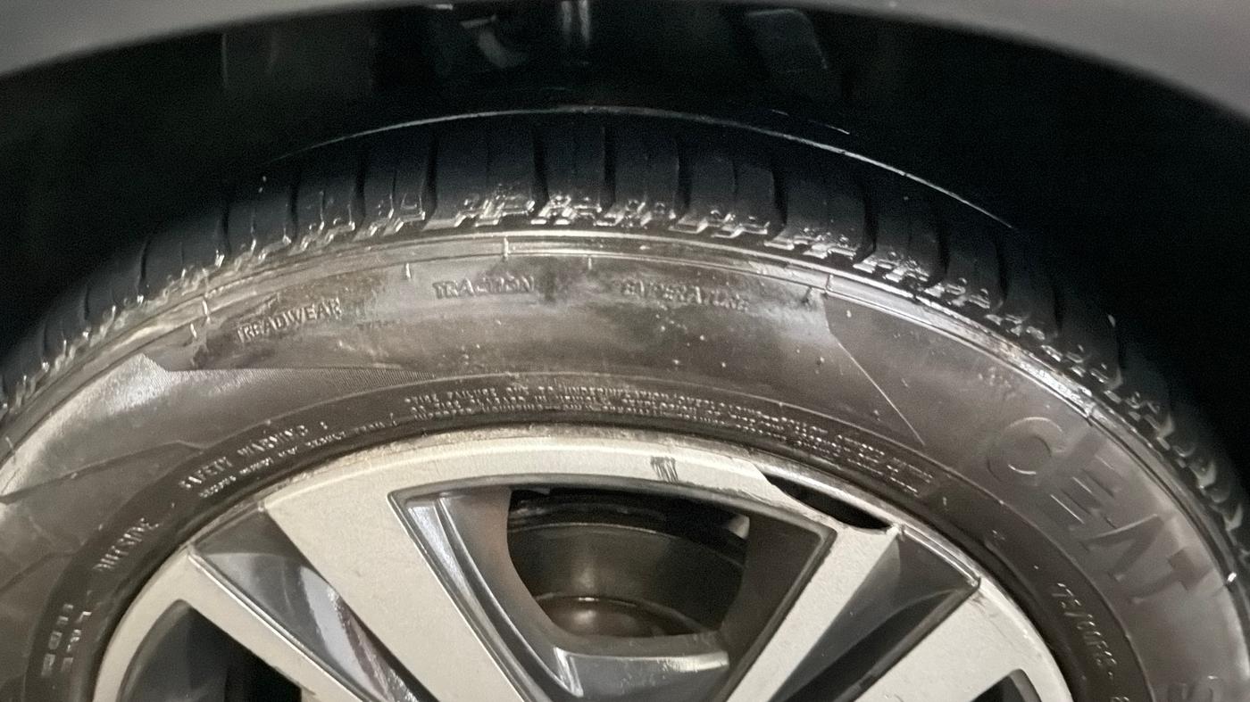 2021 Tata TIAGO NRG XZ AMT, Petrol, Automatic, 56,559 km, Left Front Tyre Tread