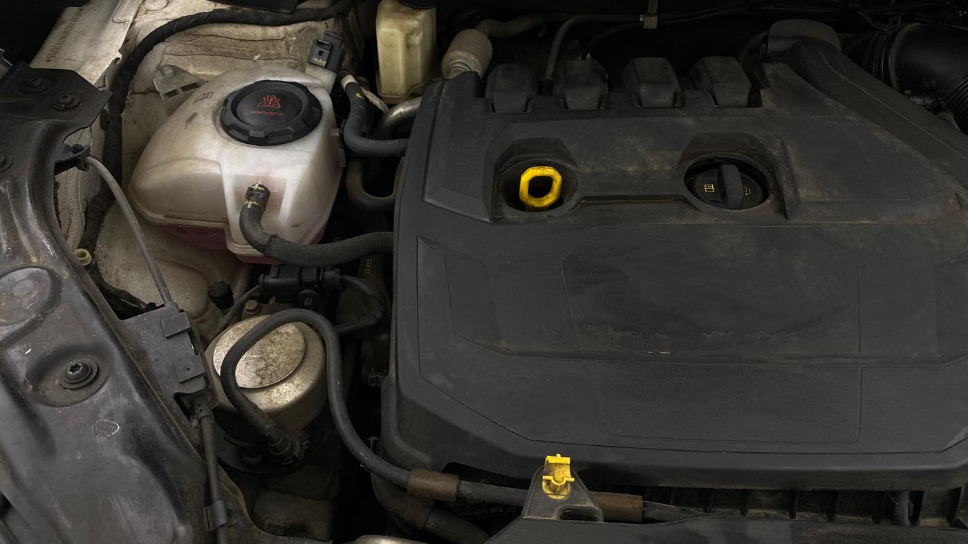 2022 Volkswagen TAIGUN GT PLUS 1.5 TSI DSG, Petrol, Automatic, 42,856 km, Engine View - Right