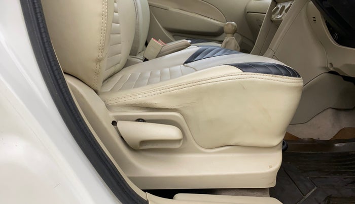 2016 Maruti Swift Dzire VXI, Petrol, Manual, 60,016 km, Driver Side Adjustment Panel