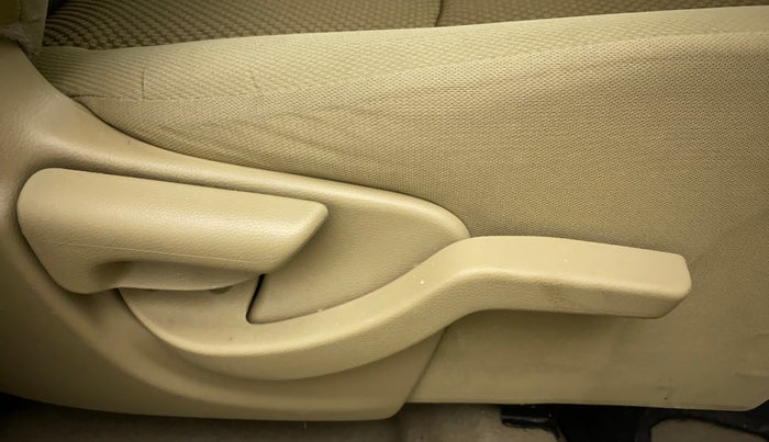 2015 Honda Brio VX AT, Petrol, Automatic, 38,437 km, Driver Side Adjustment Panel