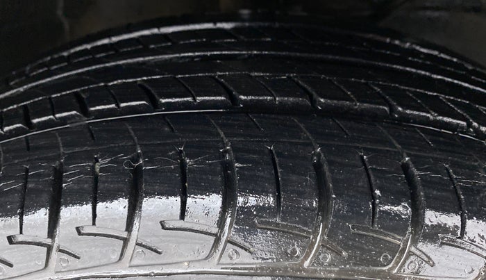 2017 Maruti Baleno DELTA 1.2 K12, Petrol, Manual, 19,538 km, Right Front Tyre Tread