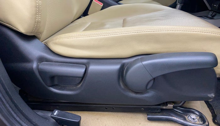 2018 Honda City 1.5L I-VTEC VX CVT, Petrol, Automatic, 94,743 km, Driver Side Adjustment Panel
