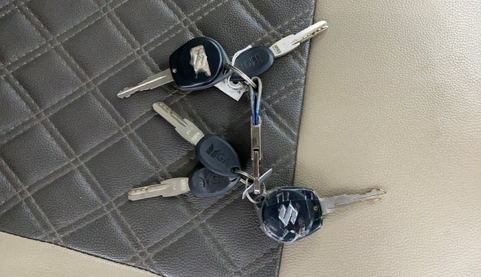 2014 Maruti Ertiga VXI, Petrol, Manual, 69,572 km, Key Close Up