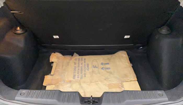 2020 Tata ALTROZ XZ DIESEL, Diesel, Manual, 35,197 km, Boot Inside