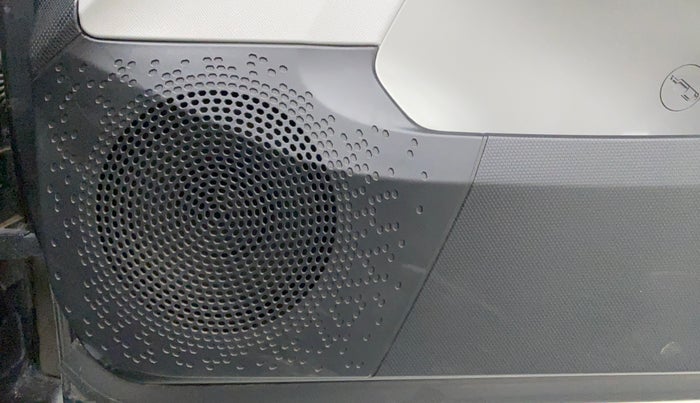 2020 Tata ALTROZ XZ DIESEL, Diesel, Manual, 35,197 km, Speaker