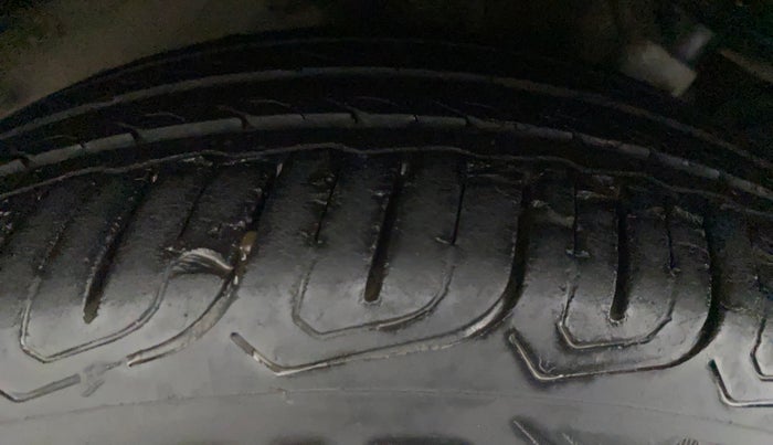 2020 Tata ALTROZ XZ DIESEL, Diesel, Manual, 35,197 km, Right Rear Tyre Tread