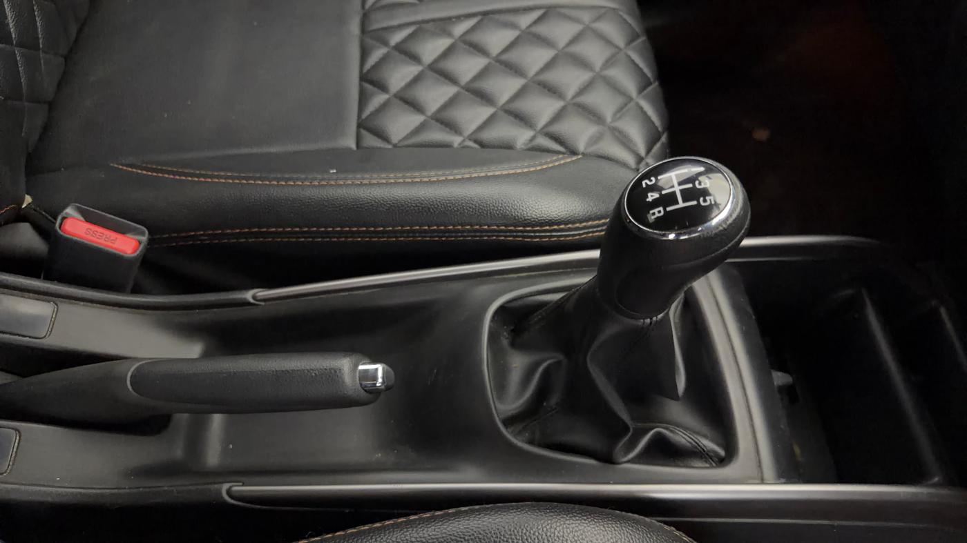 2019 Maruti Baleno ZETA PETROL 1.2, Petrol, Manual, 54,188 km, Gear Lever