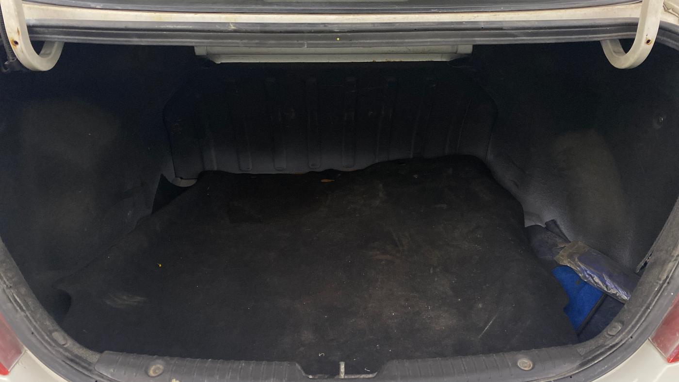 2014 Hyundai Verna FLUIDIC 1.4 VTVT, Petrol, Manual, 90,834 km, Boot Inside