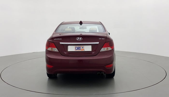 2013 Hyundai Verna FLUIDIC 1.6 CRDI SX, Diesel, Manual, 63,330 km, Back/Rear