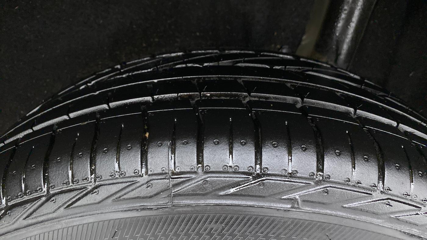 2019 Maruti Vitara Brezza ZDI PLUS, Diesel, Manual, 41,265 km, Left Rear Tyre Tread