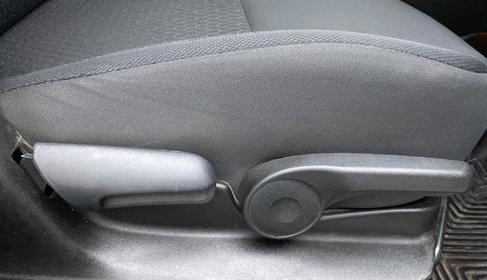 2019 Maruti Vitara Brezza ZDI PLUS, Diesel, Manual, 41,265 km, Driver Side Adjustment Panel
