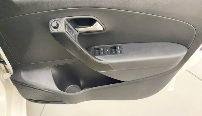2019 Volkswagen Ameo HIGHLINE PLUS 1.5L AT 16 ALLOY, Diesel, Automatic, 59,802 km, Driver Side Door Panels Control