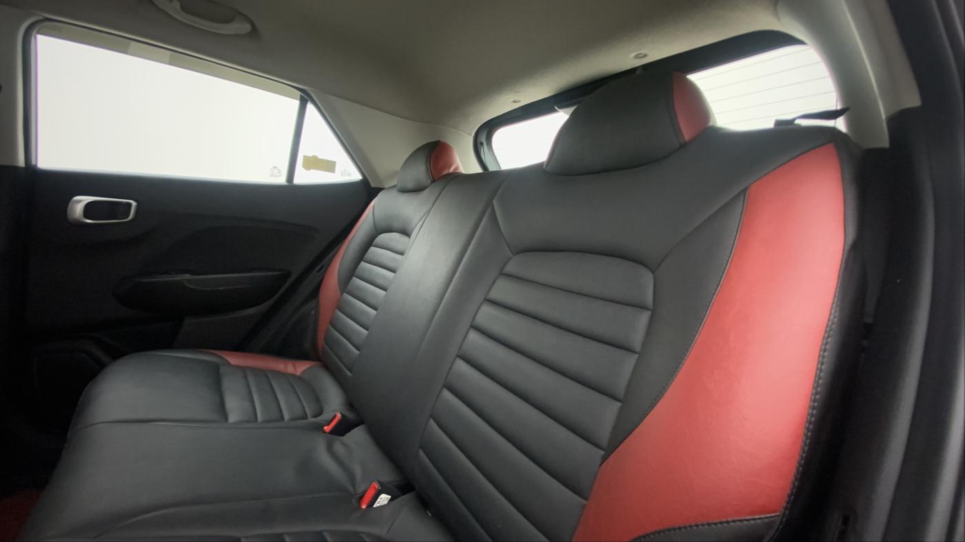 2021 Hyundai VENUE S 1.2, Petrol, Manual, 12,717 km, Right Side Rear Door Cabin