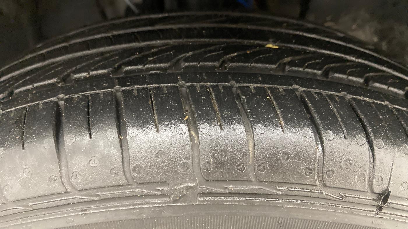 2021 Hyundai VENUE S 1.2, Petrol, Manual, 12,717 km, Right Front Tyre Tread
