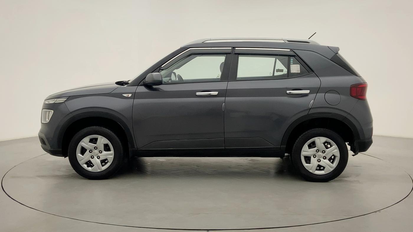 2021 Hyundai VENUE S 1.2, Petrol, Manual, 12,717 km, Left Side