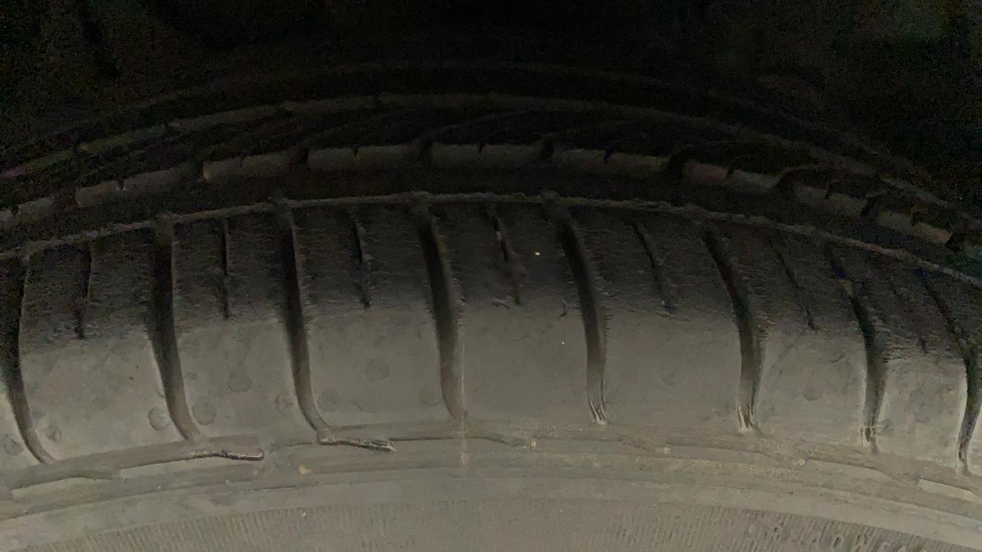 2018 Tata NEXON XM PETROL, Petrol, Manual, 13,664 km, Right Front Tyre Tread