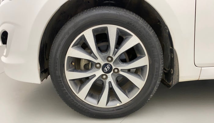 2016 Hyundai Verna 1.6 VTVT SX AT, Petrol, Automatic, 26,786 km, Left Front Wheel