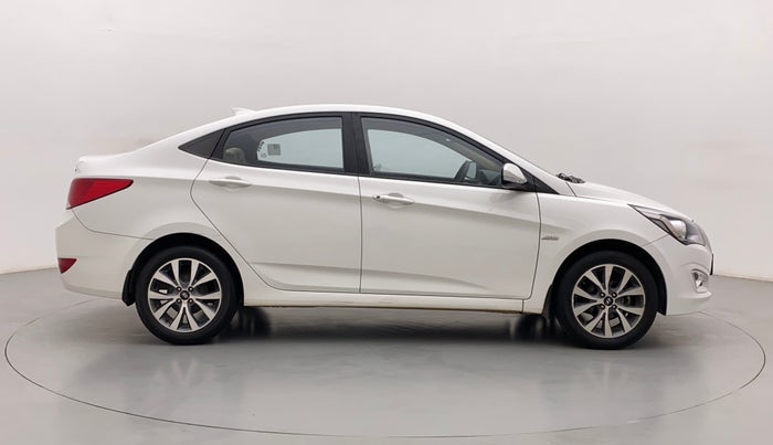 2016 Hyundai Verna 1.6 VTVT SX AT, Petrol, Automatic, 26,786 km, Right Side View