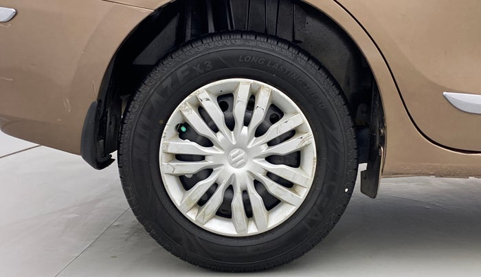 2017 Maruti Dzire VXI AMT, Petrol, Automatic, 64,368 km, Right Rear Wheel