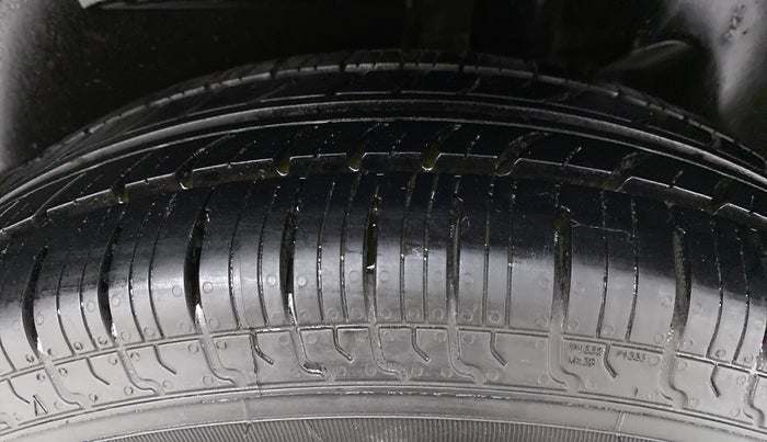 2017 Maruti Dzire VXI AMT, Petrol, Automatic, 64,368 km, Left Rear Tyre Tread