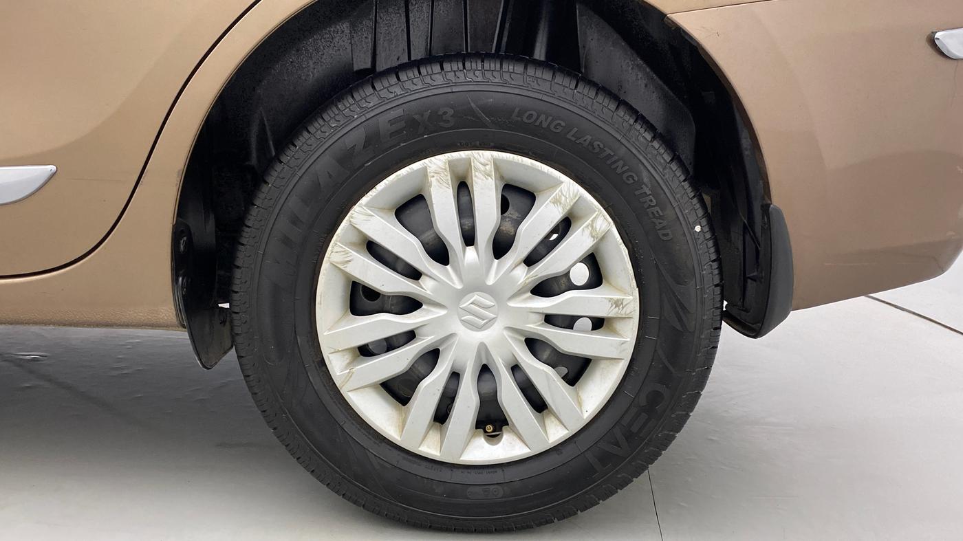 2017 Maruti Dzire VXI AMT, Petrol, Automatic, 64,368 km, Left Rear Wheel