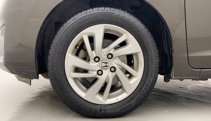 2017 Honda Jazz 1.2 V AT, Petrol, Automatic, 60,716 km, Left Front Wheel