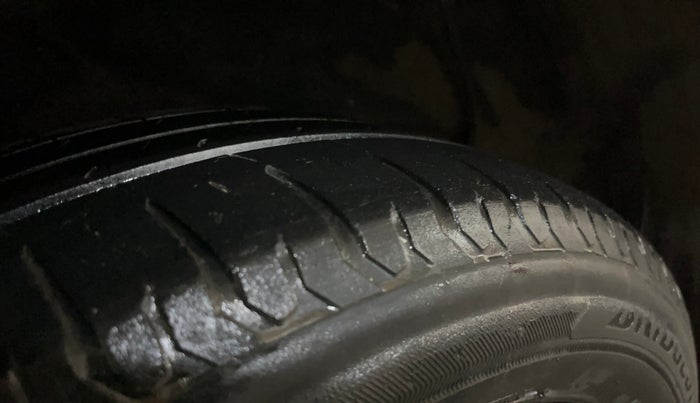 2018 Hyundai Verna 1.6 VTVT SX, Petrol, Manual, 67,466 km, Right Rear Tyre Tread