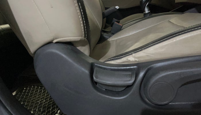 2018 Hyundai Verna 1.6 VTVT SX, Petrol, Manual, 67,466 km, Driver Side Adjustment Panel