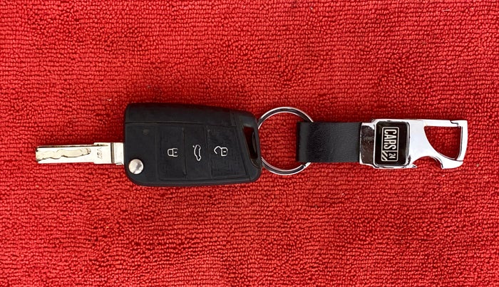 2018 Skoda Octavia 2.0 TDI L&K AT, Diesel, Automatic, 90,142 km, Key Close Up