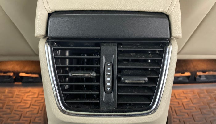 2018 Skoda Octavia 2.0 TDI L&K AT, Diesel, Automatic, 90,142 km, Rear AC Vents
