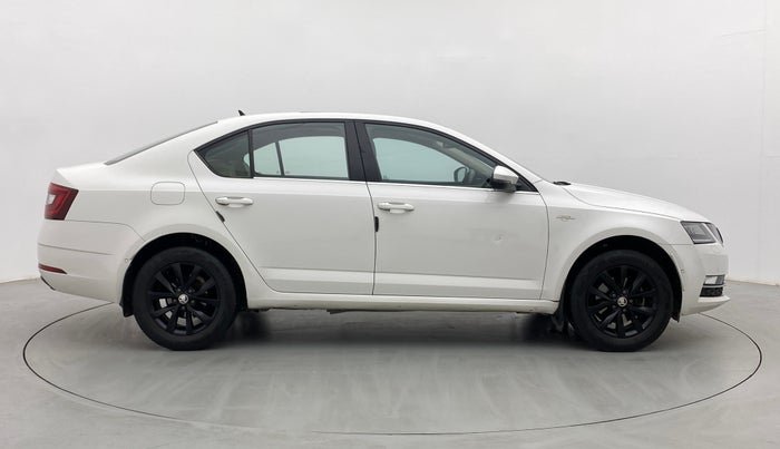 2018 Skoda Octavia 2.0 TDI L&K AT, Diesel, Automatic, 90,142 km, Right Side View