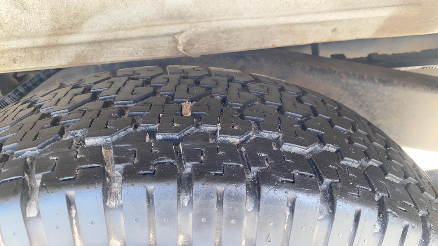 2023 Mahindra Bolero B6, Diesel, Manual, 35,428 km, Left Rear Tyre Tread