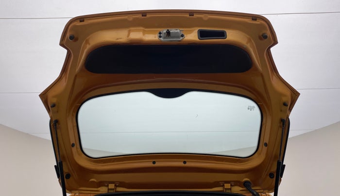 2018 Tata Tiago XT 1.2 REVOTRON, CNG, Manual, 44,540 km, Boot Door Open