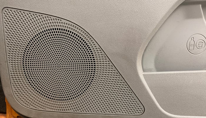 2018 Tata Tiago XT 1.2 REVOTRON, CNG, Manual, 44,540 km, Speaker