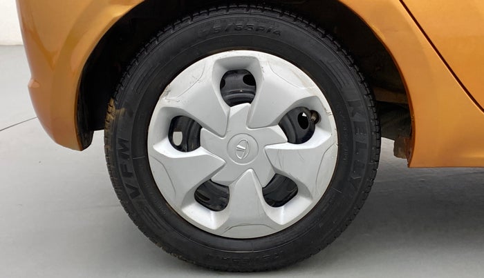 2018 Tata Tiago XT 1.2 REVOTRON, CNG, Manual, 44,540 km, Right Rear Wheel