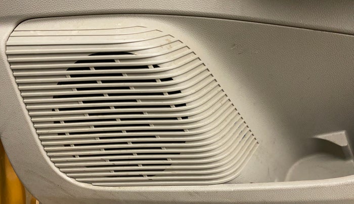 2019 Renault TRIBER 1.0 RXL PETROL, CNG, Manual, 62,247 km, Speaker