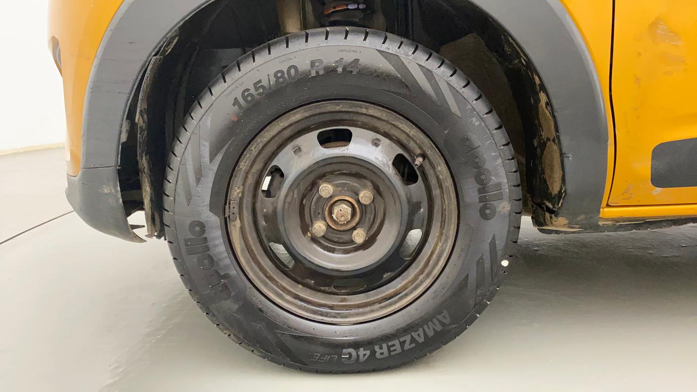 2019 Renault TRIBER 1.0 RXL PETROL, CNG, Manual, 62,247 km, Left Front Wheel