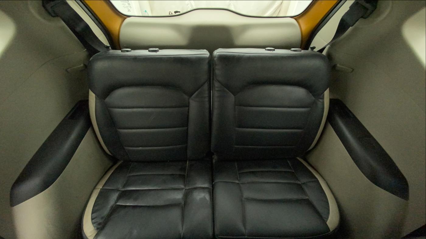 2019 Renault TRIBER 1.0 RXL PETROL, CNG, Manual, 62,247 km, Third Seat Row ( optional )