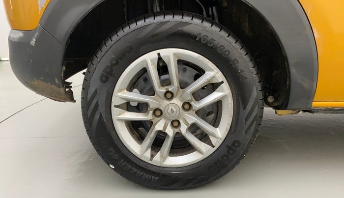 2019 Renault TRIBER 1.0 RXL PETROL, CNG, Manual, 62,247 km, Right Rear Wheel