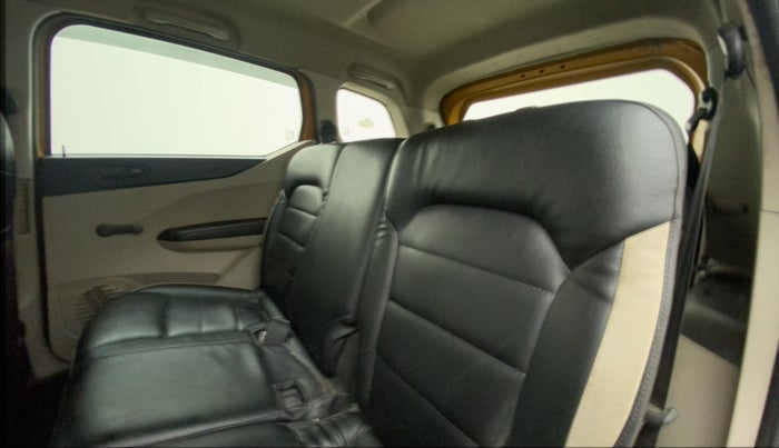 2019 Renault TRIBER 1.0 RXL PETROL, CNG, Manual, 62,247 km, Right Side Rear Door Cabin