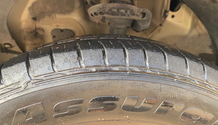 2021 KIA SELTOS HTK 1.5 PETROL, Petrol, Manual, 29,800 km, Left Front Tyre Tread