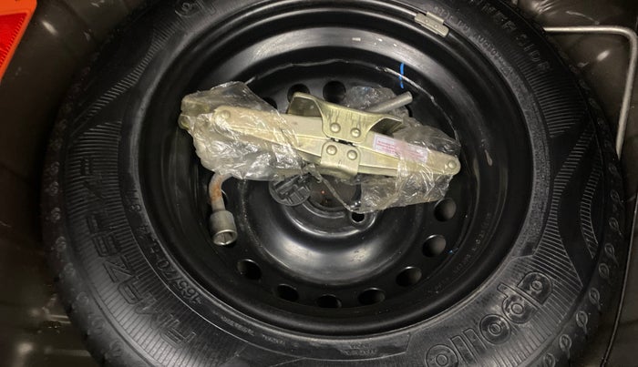 2019 Renault Kwid CLIMBER 1.0 AMT (O), Petrol, Automatic, 68,441 km, Spare Tyre