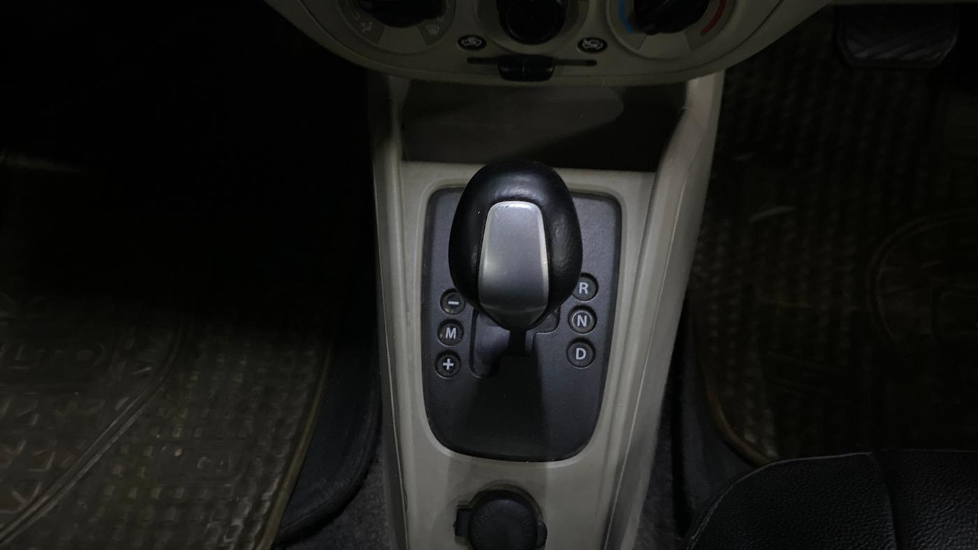 2017 Maruti Alto K10 VXI AMT, Petrol, Automatic, 58,705 km, Gear Lever