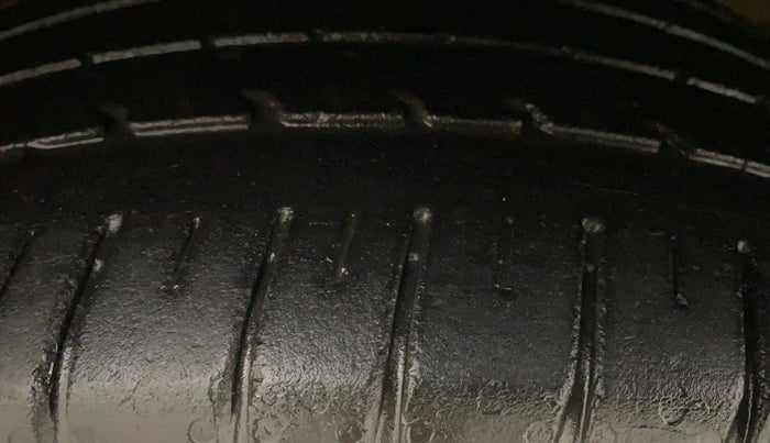 2018 Hyundai Verna 1.6 VTVT SX O, Petrol, Manual, 59,120 km, Left Front Tyre Tread