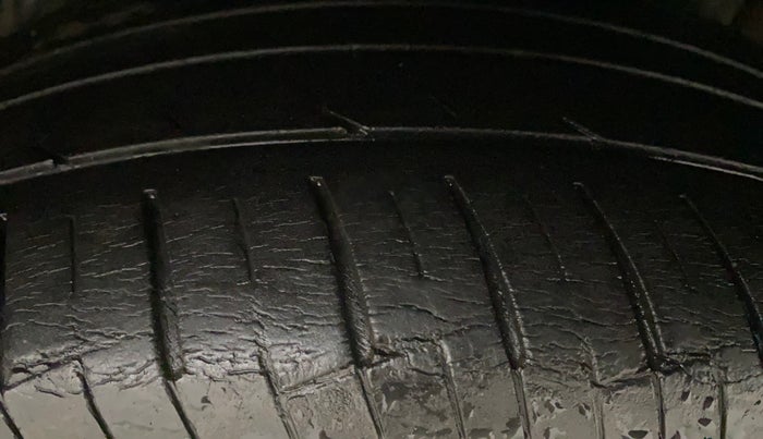 2018 Hyundai Verna 1.6 VTVT SX O, Petrol, Manual, 59,120 km, Left Rear Tyre Tread