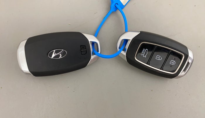 2018 Hyundai Verna 1.6 VTVT SX O, Petrol, Manual, 59,120 km, Key Close Up