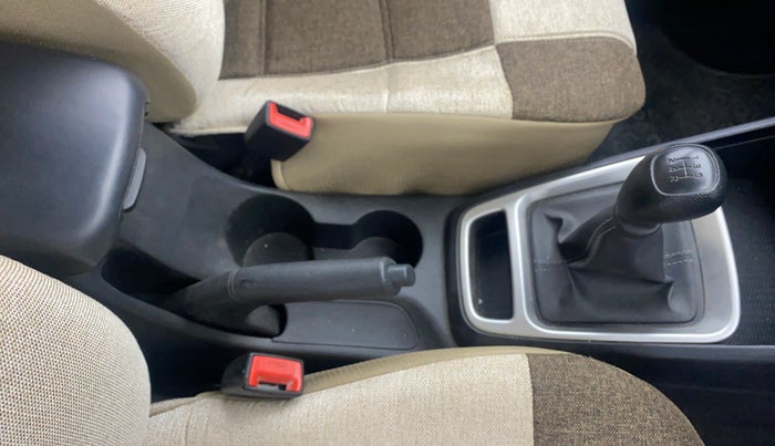 2019 Hyundai VENUE S 1.2, Petrol, Manual, 16,197 km, Gear Lever
