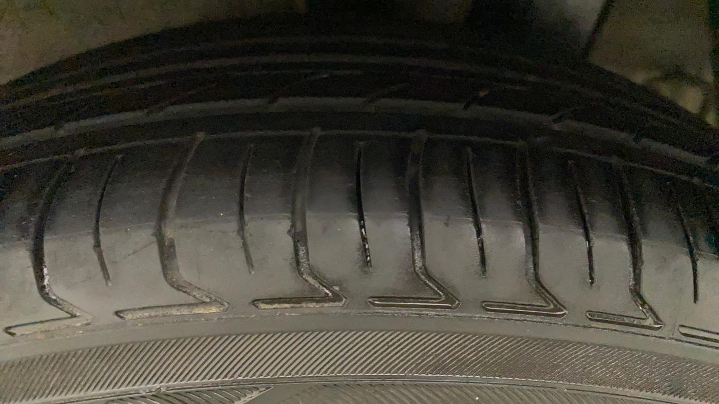 2018 Hyundai Grand i10 SPORTZ (O) AT 1.2 KAPPA VTVT, Petrol, Automatic, 65,001 km, Left Rear Tyre Tread