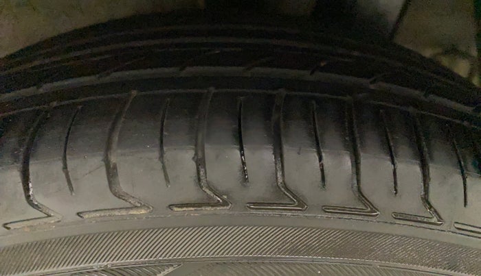 2018 Hyundai Grand i10 SPORTZ (O) AT 1.2 KAPPA VTVT, Petrol, Automatic, 65,001 km, Left Rear Tyre Tread