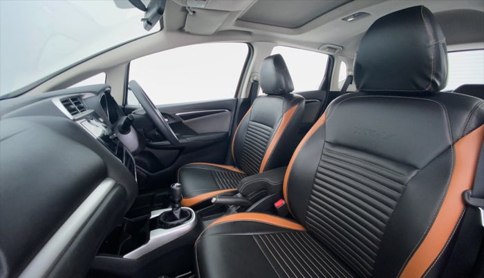 2018 Honda WR-V 1.5 i-DTEC VX MT, Diesel, Manual, 57,794 km, Right Side Front Door Cabin